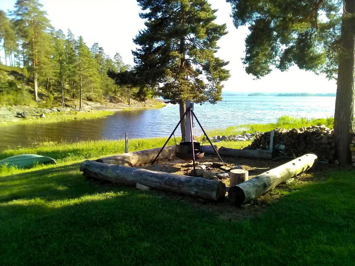 Froeya Timber Cottage Arvika Esterno foto